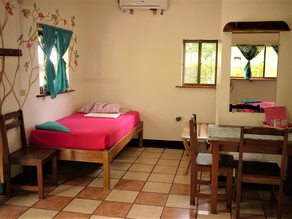 Hospedaje Soma Moyogalpa Zewnętrze zdjęcie